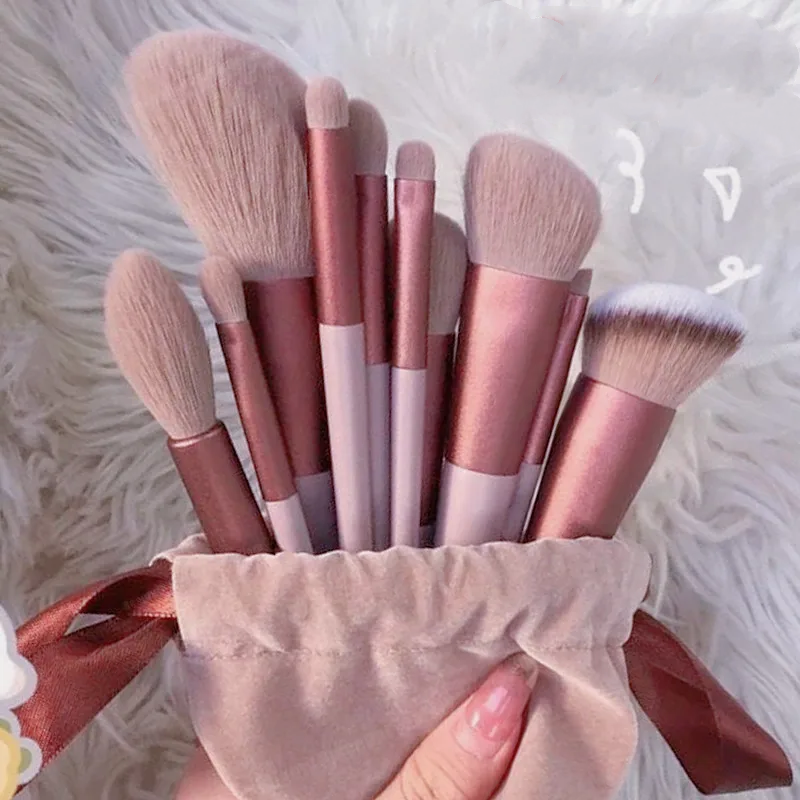 13-Piece Makeup Brush Set / Vitta Glow