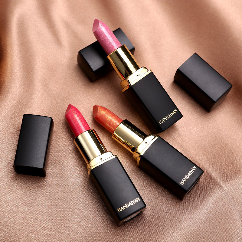 Glossy Metallic Color Lipstick / Vitta Glow