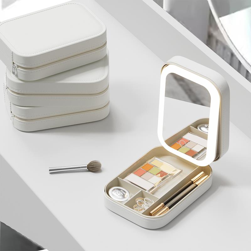 LED Travel Makeup Mirror with Storage Case / Vitta Glow